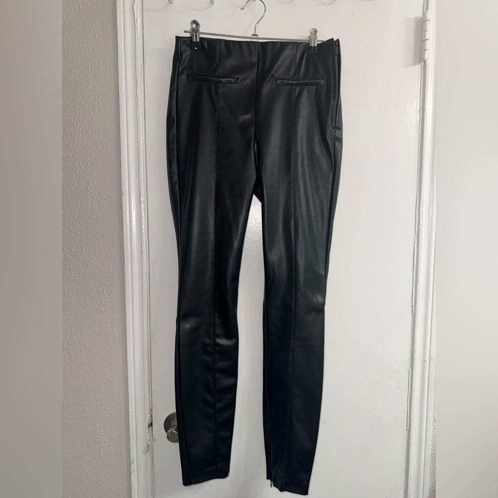 Zara women's black faux-leather pants size S